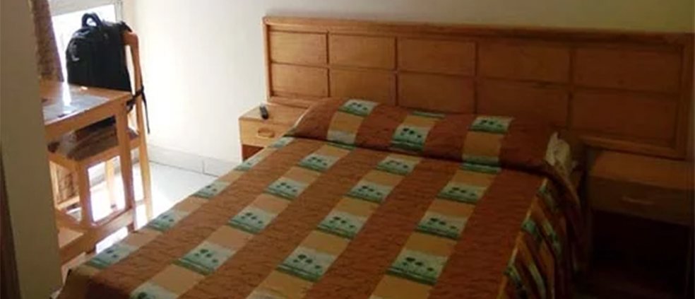 Chambres d'hôtel simples à Garoua au Nord du Cameroun - hotellatourdargent